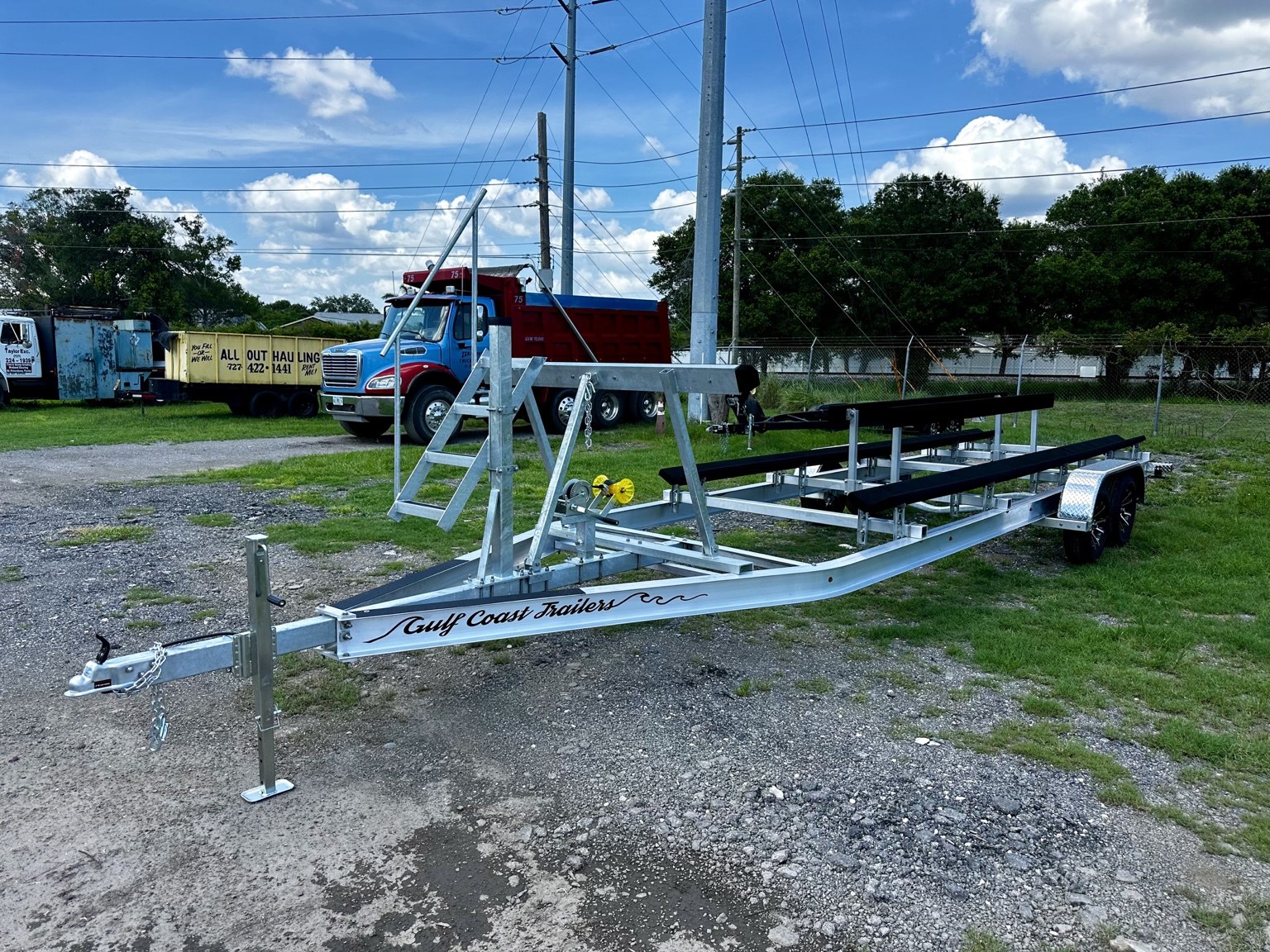 Front winch and ladder view of a Gulf Coast Trailers 7K–12K Dual Catamaran build