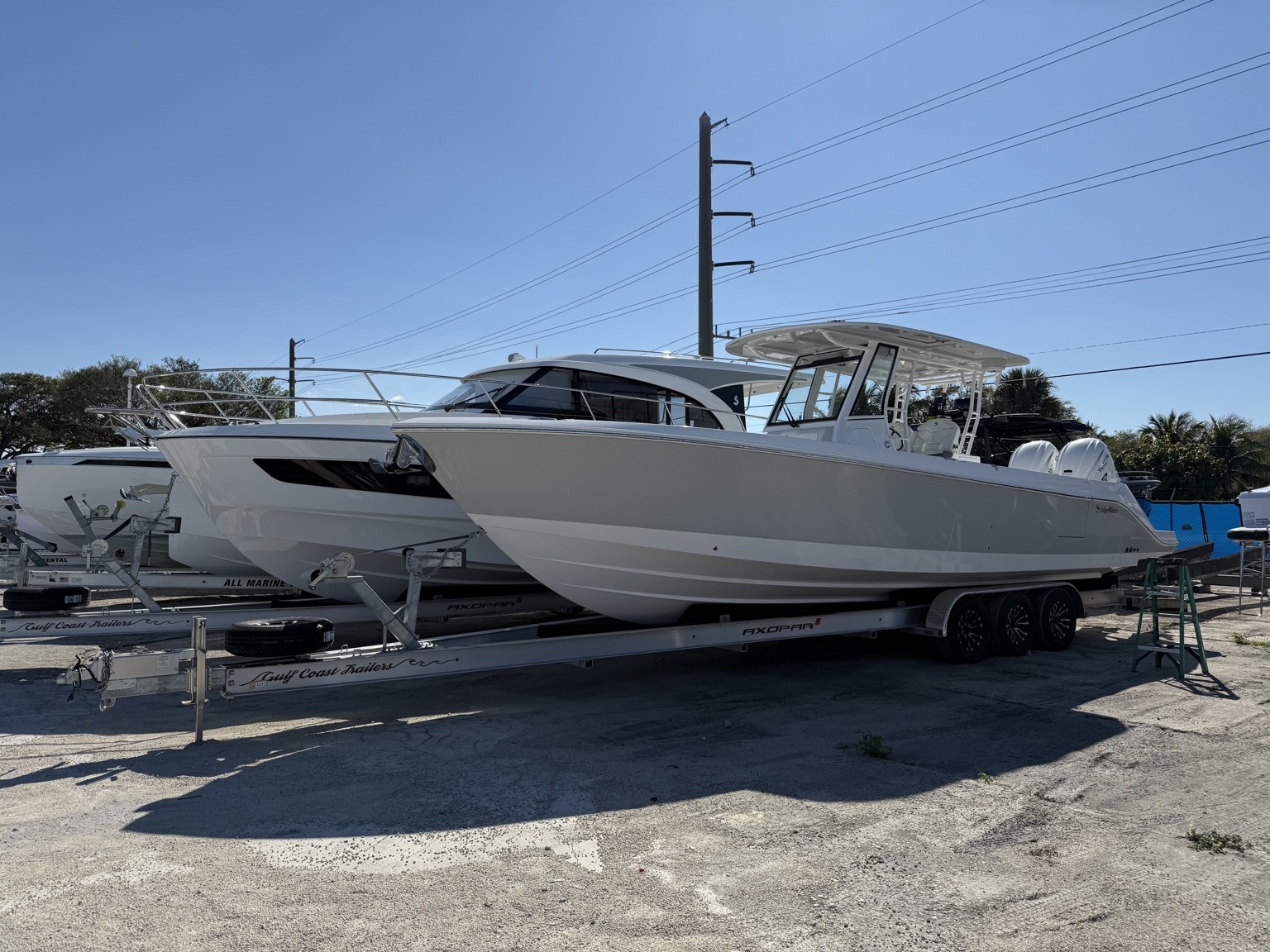 EdgeWater 30–35 ft · Full boat and trailer