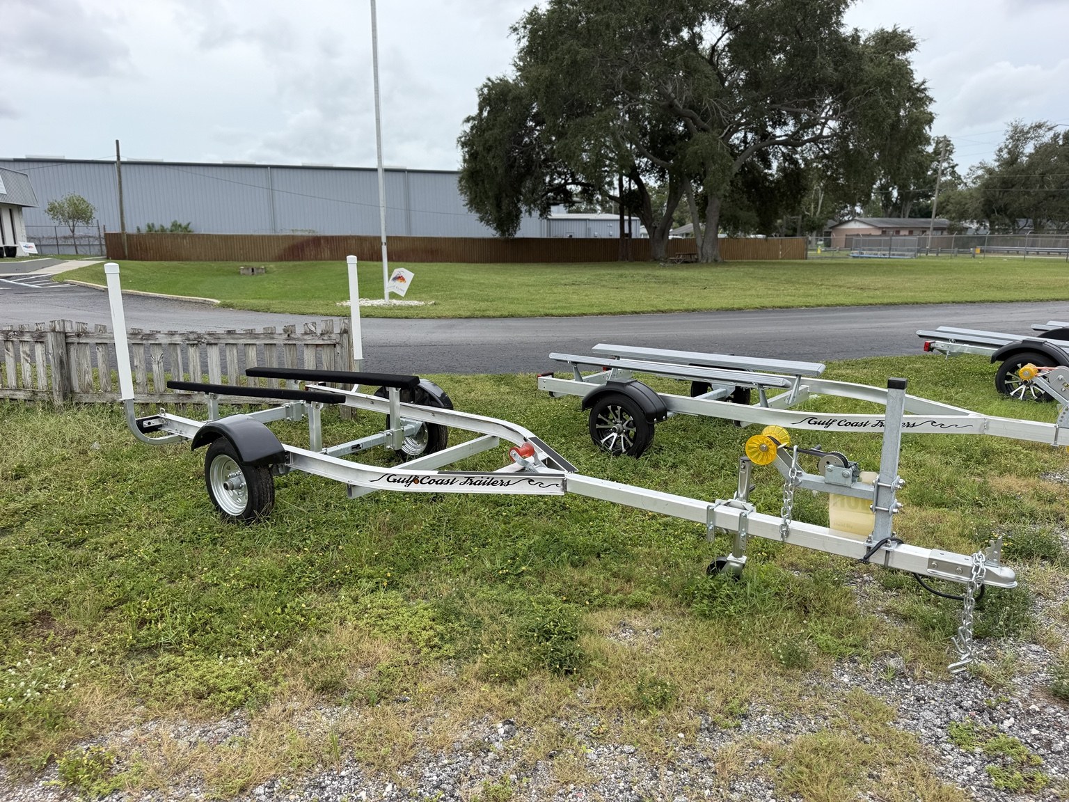 Single jet ski trailer · Extended tongue