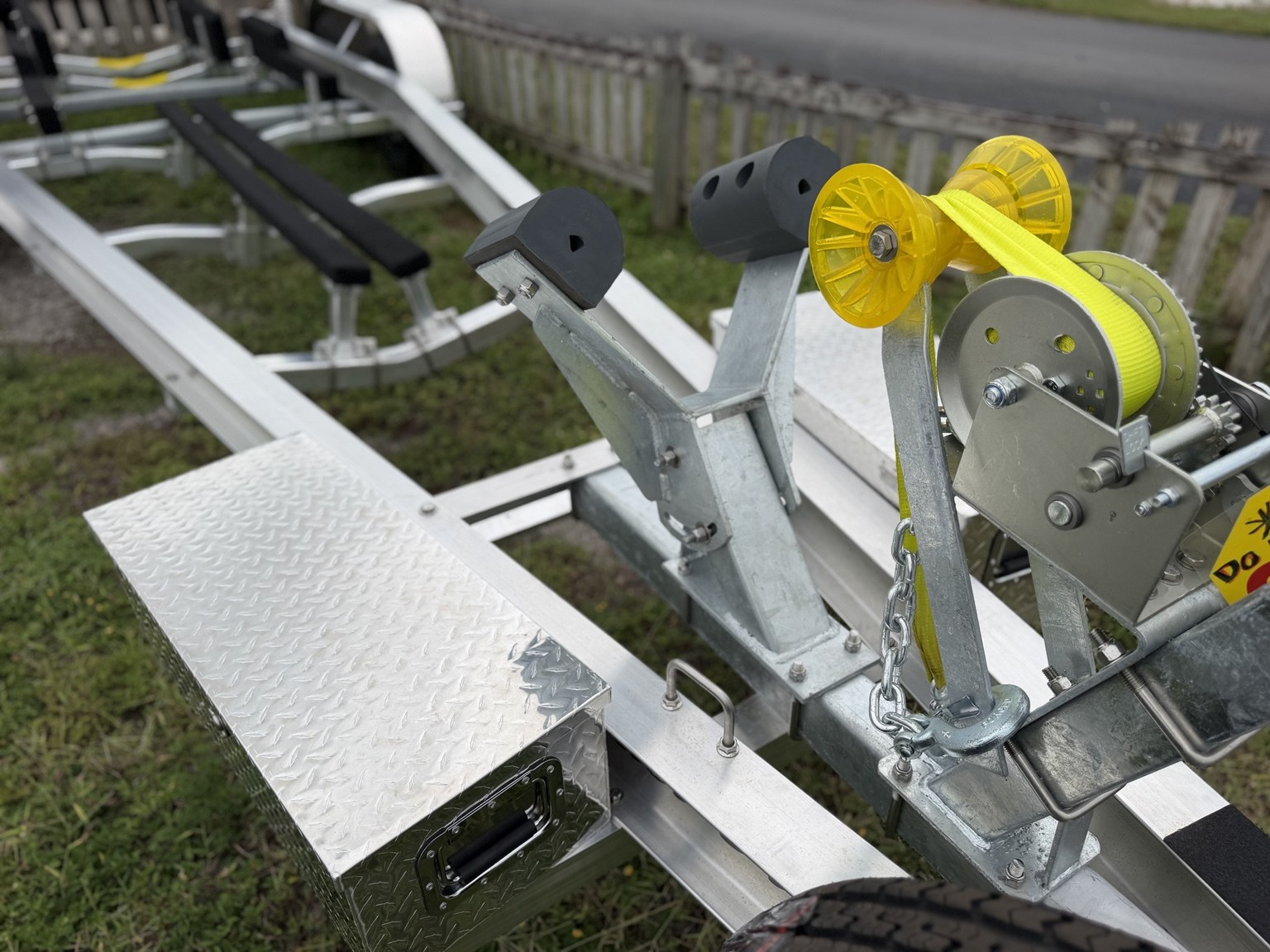 Military build · Forward platform and winch