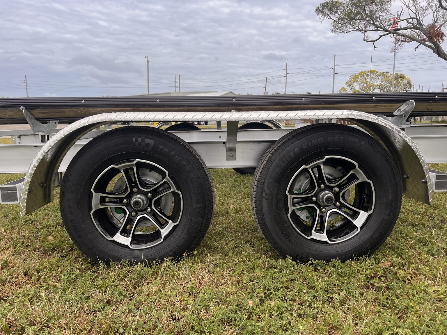 7K Dual Torsion Pontoon trailer build