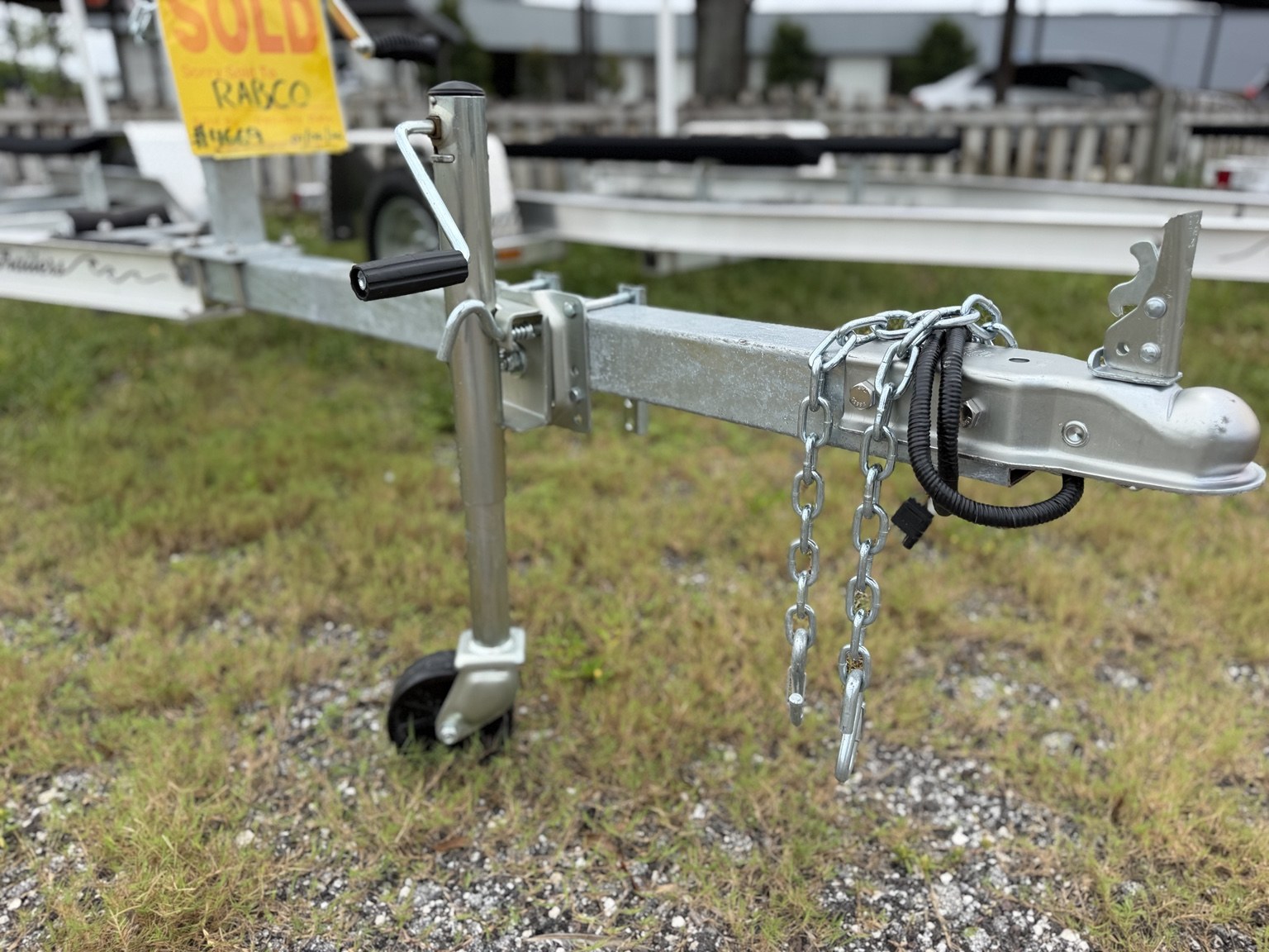 Skiff trailer · Coupler and jack