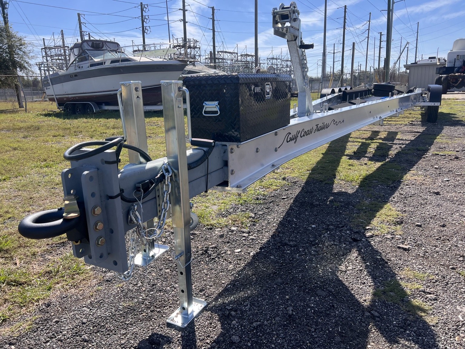 40K Quad-Axle Transporter · Pintle hitch and front view