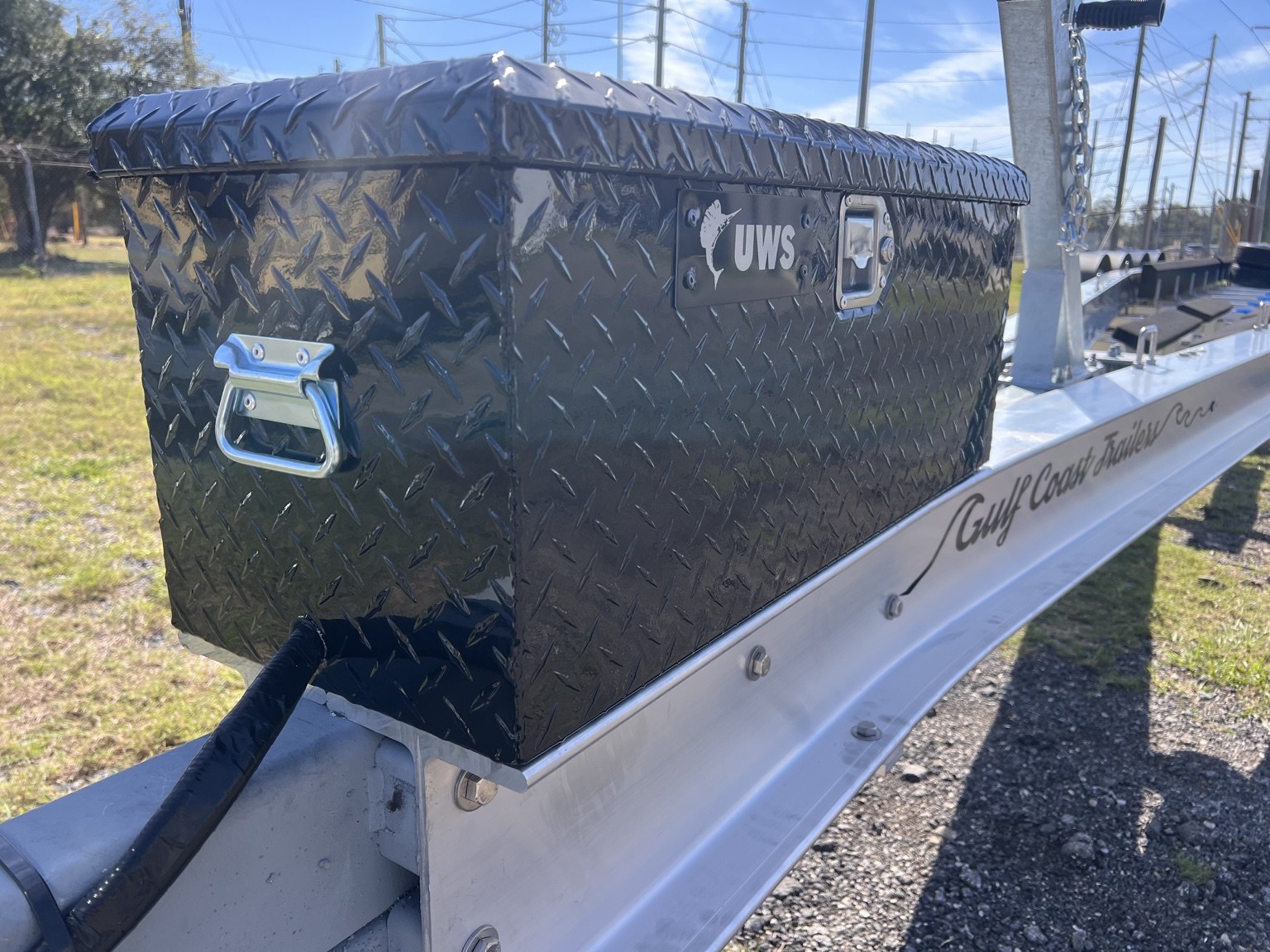 40K Quad-Axle Transporter · Aluminum equipment box