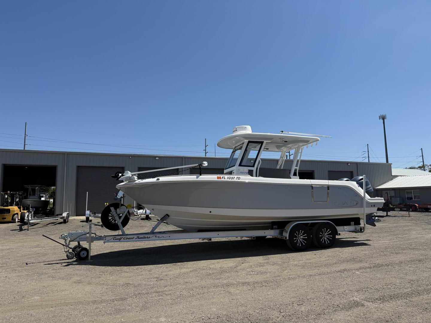 Robalo R272