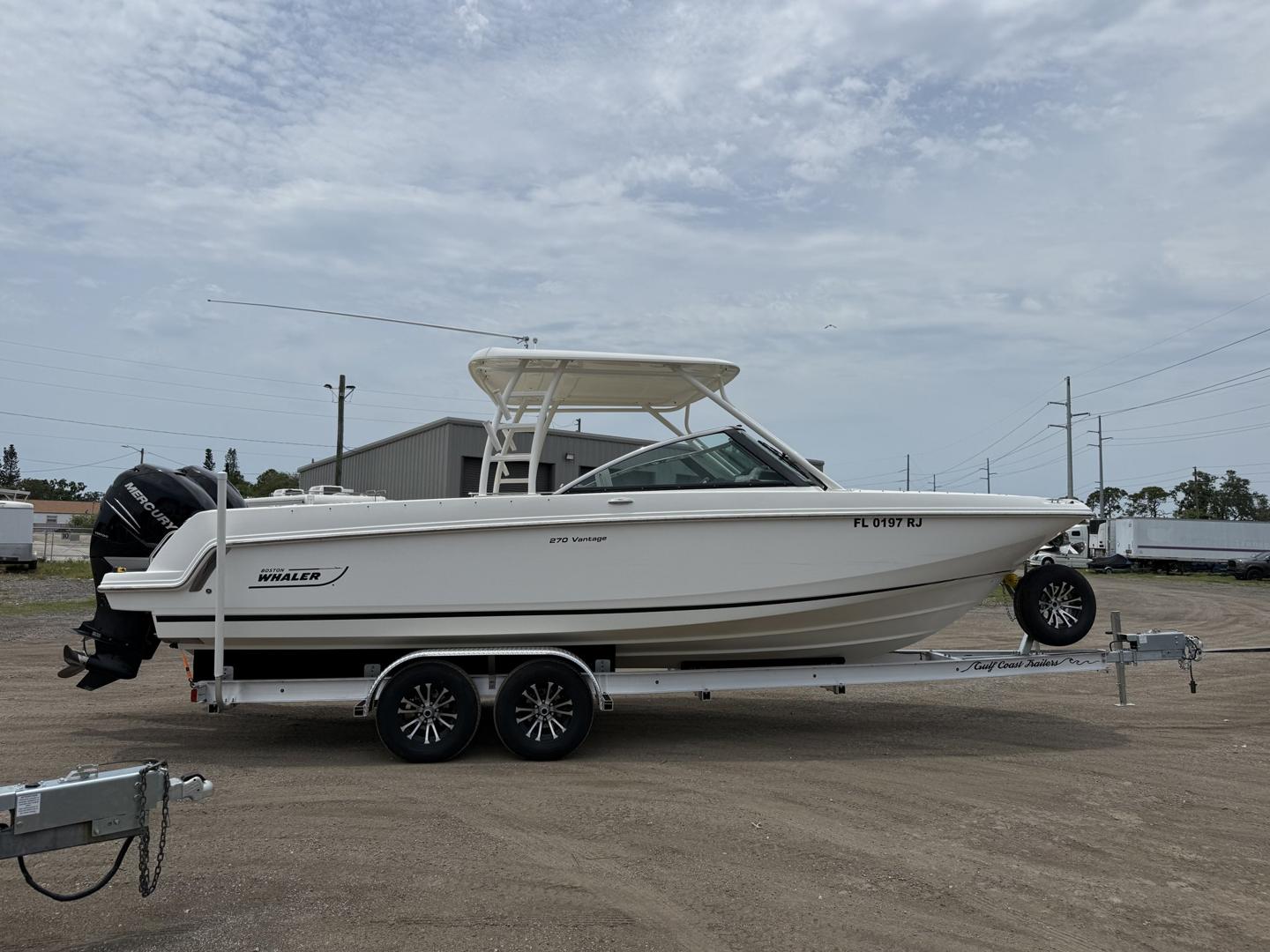 Boston Whaler 270 Vantage